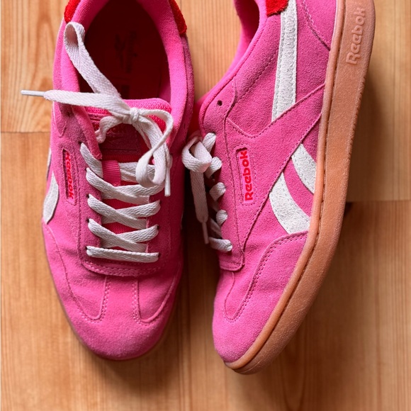 Reebok Suede Sneaker in Bright Pink with White Accents - Picture 3 of 5